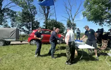 7