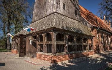 SM_Kmiecin_Kości&oacute;ł_św_Jadwigi_Kr&oacute;lowej_Polski_-_podcień_(1)_ID_636921