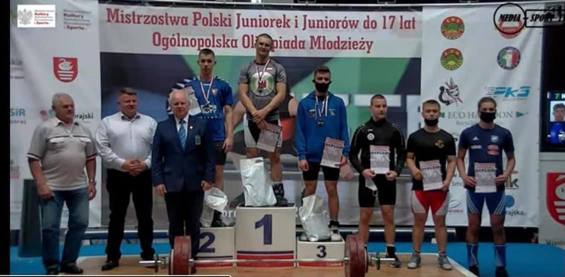 Dominik Sieńko Mistrzem Polski w podnoszeniu ciężarów do lat 17 Dominik Sieńko Mistrzem Polski w podnoszeniu ciężarów do lat 17