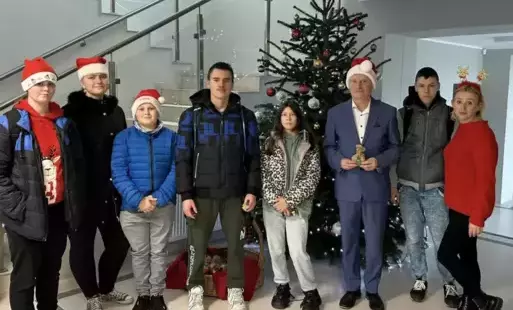Zdjęcie do Mikołajkowa wizyta uczni&oacute;w SOSW