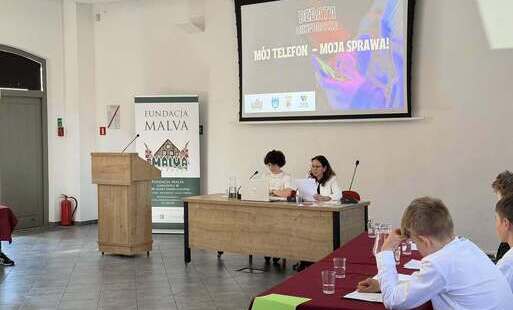 Zdjęcie do Debata oksfordzka "M&oacute;j telefon, moja sprawa"