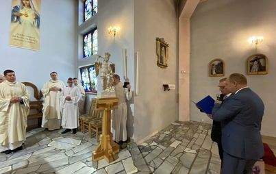 Zdjęcie do Ksiądz Piotr Molenda objął parafię 